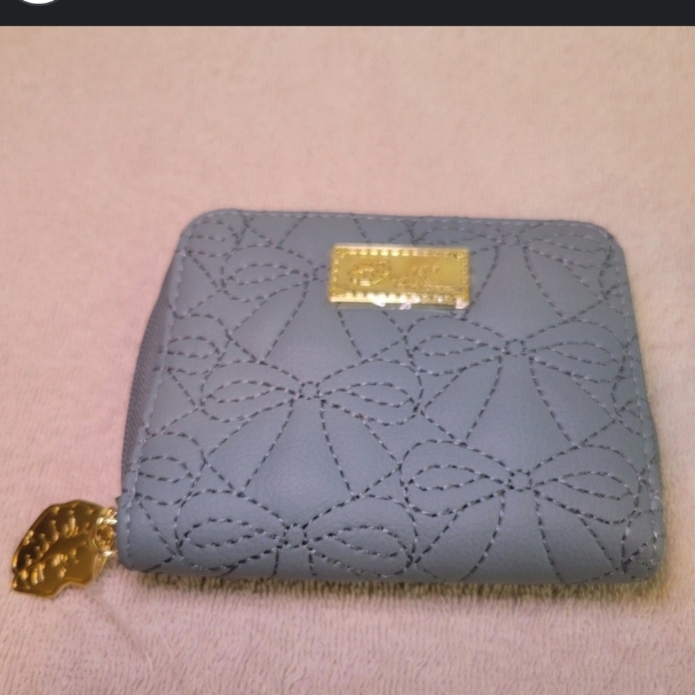 Betsey Johnson Dusty Blue Bow Stitched Zip Around Wallet NWOT Luv Betsey